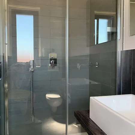 Four Winds 4* Le Castella
