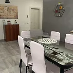 Four Winds 4*