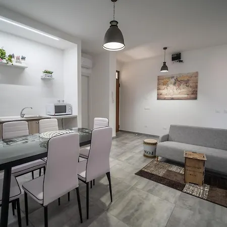 Four Winds فندق مبيت وإفطار