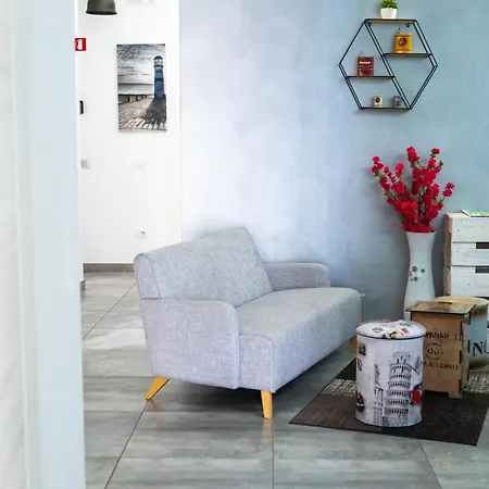 Four Winds فندق مبيت وإفطار 4*