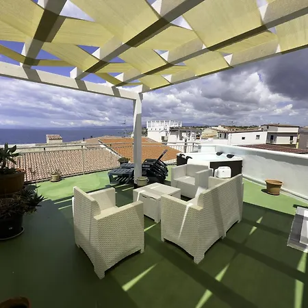 Couette-café Four Winds 4*