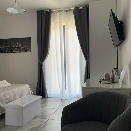 Four Winds Couette-café Le Castella (Calabria)