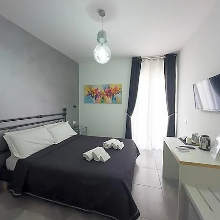 Four Winds فندق مبيت وإفطار 4*