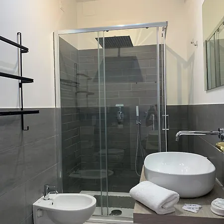 B&B Four Winds 50Mt Spiaggia & Castello Aragonese Wifi & Ac 4* Le Castella (Calabria)