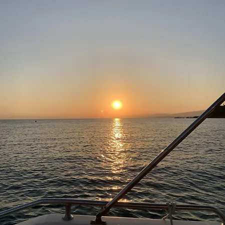 Bed & Breakfast B&B Four Winds 50Mt Spiaggia & Castello Aragonese Wifi & Ac