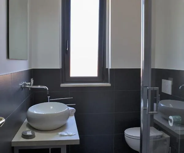 Four Winds Bed & Breakfast 4*